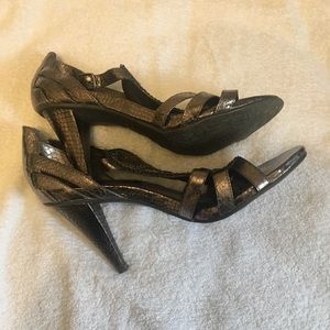 SZ 7.5 Kenneth Cole shoes